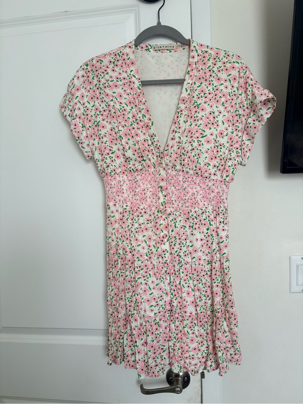 Alice + Olivia Pink Floral V-Neck Smocked Mini Dress